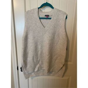 NWT Vince Camuto Cream Sleeveless Knit Sweater - Size M - CV3423201